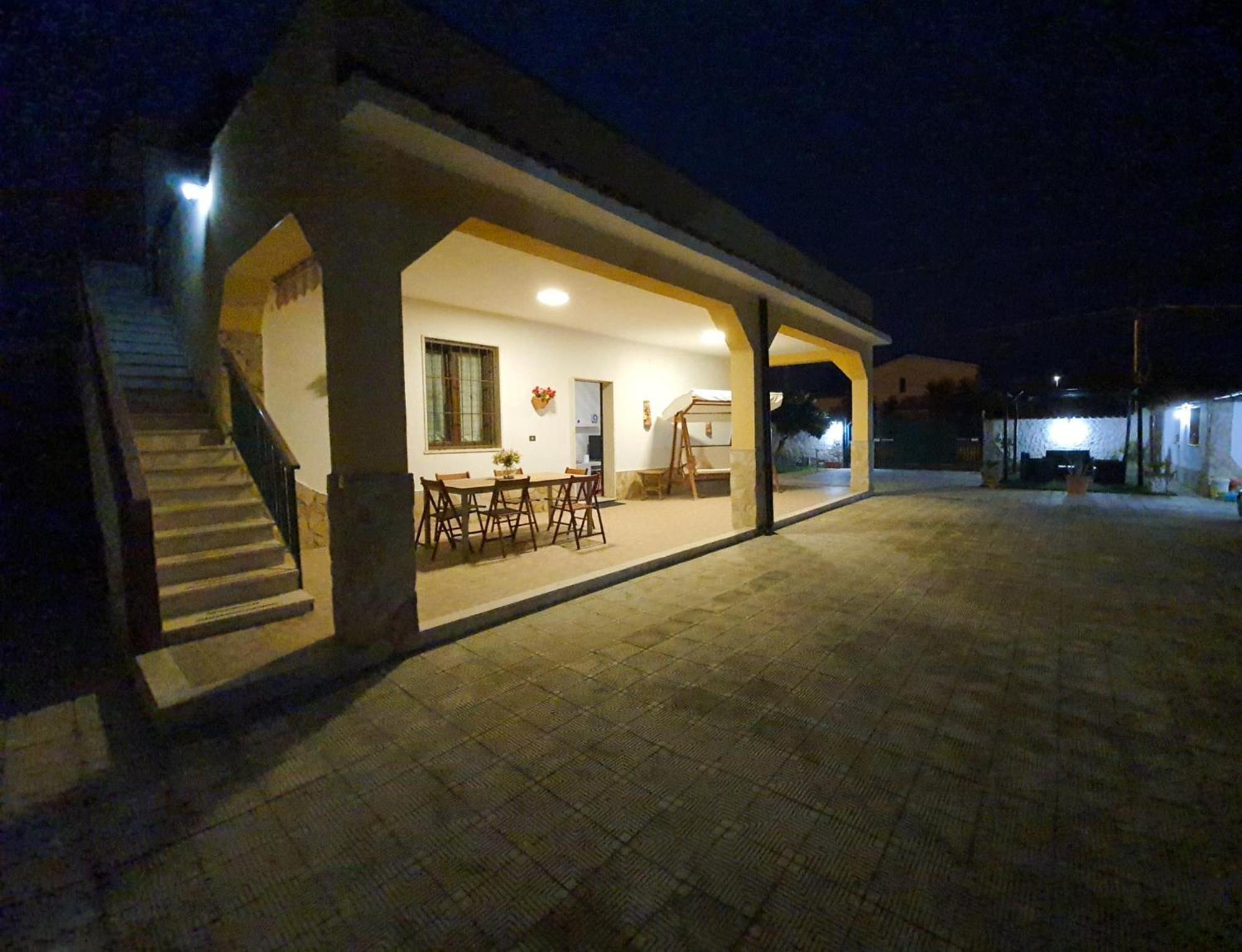 Villa La Sosta - 150M Dal Mare - Patio Privato E Areal Relax Arenella  Exterior foto